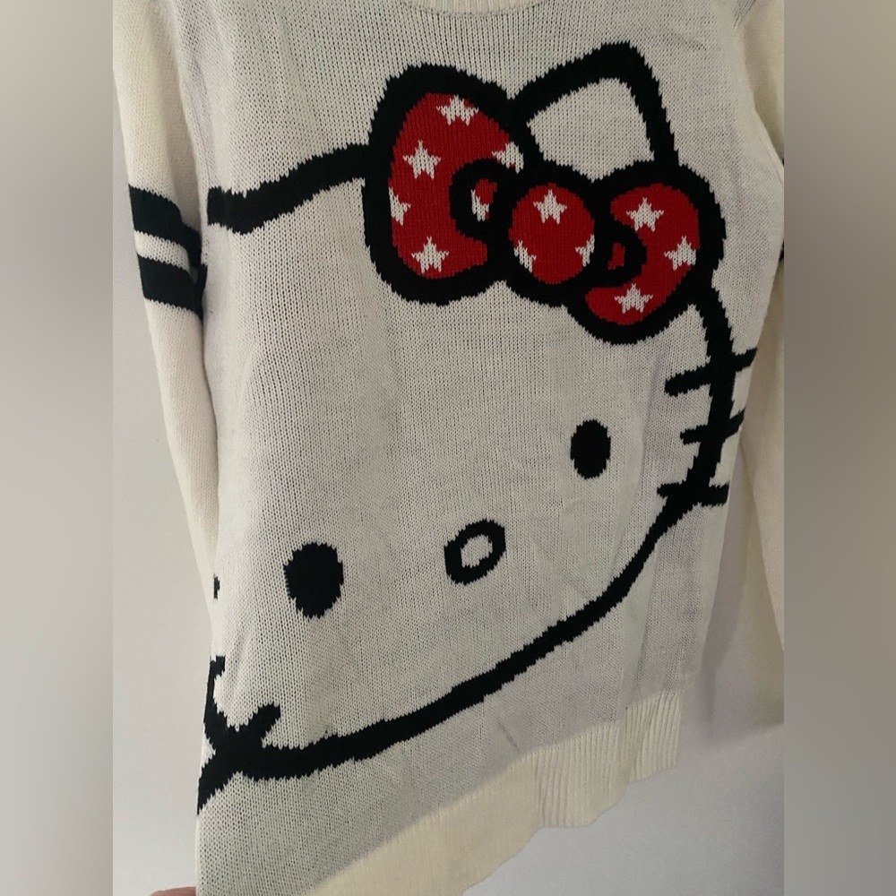2/$20 Hello Kitty Sweater Officially Licensed Sanrio - Picture 2 of 7